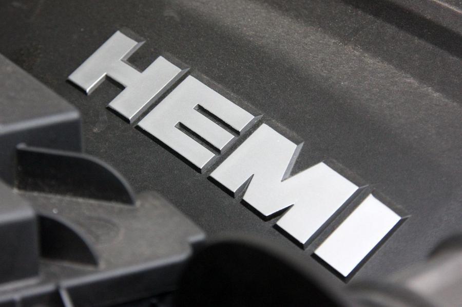  Jeep Wrangler Hemi AEV 2011 года  (фото 17 из 58)